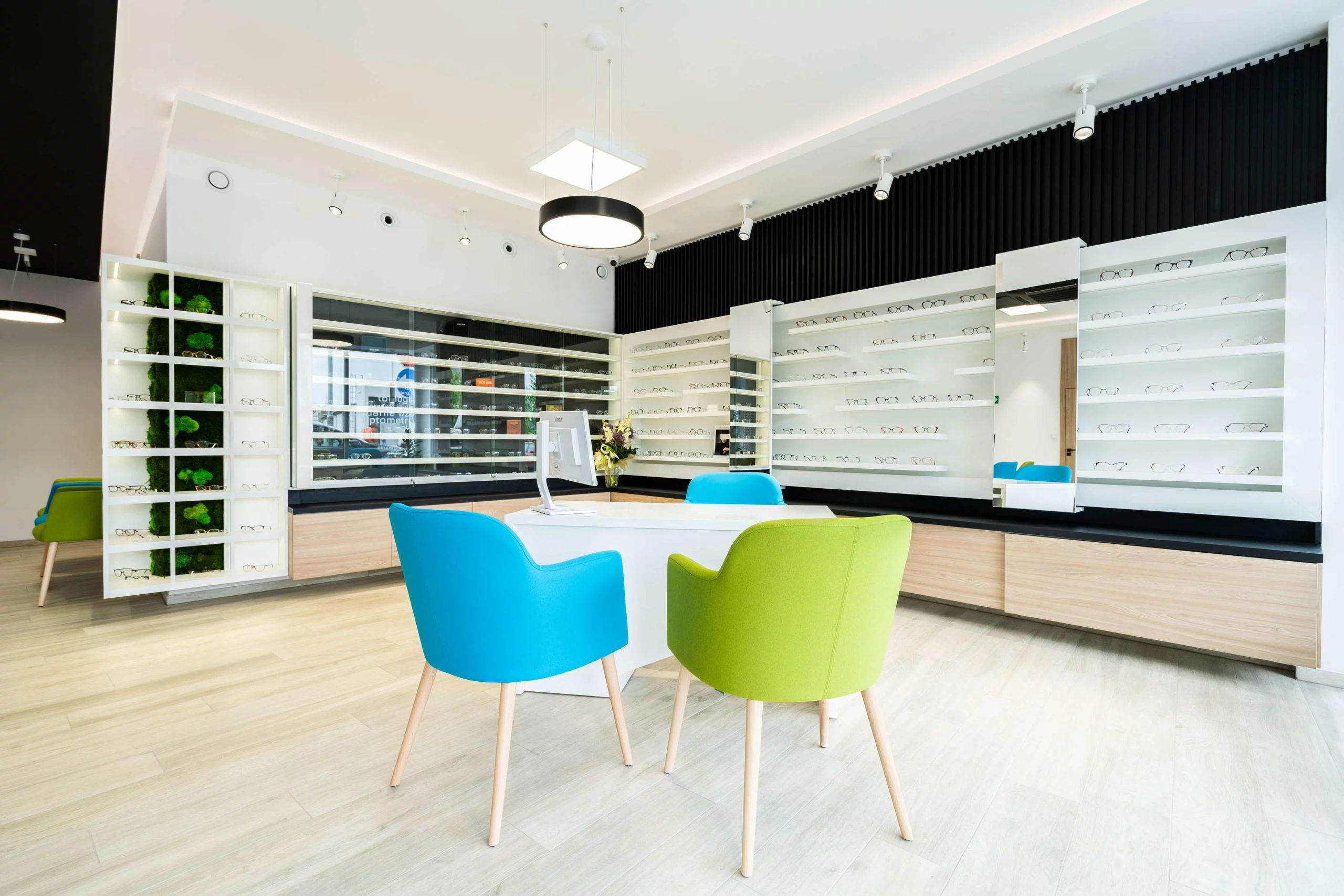 Salon optyczny - zdjęcie 2